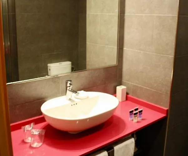 Casual Arriaga Konukevi 2*